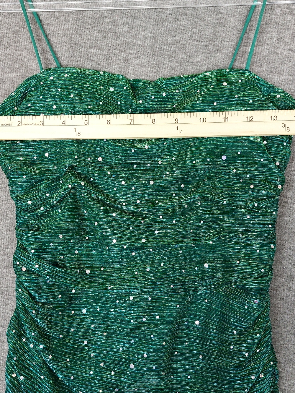 LULUS FLIRTY VIBES WOMENS GREEN SEQUIN MERMAID RUCHED BODY CON MINI DRESS L NWT - Picture 2 of 9